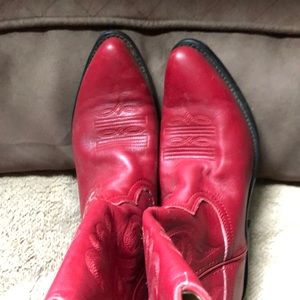 Red lightly worn Durango cowboy boots